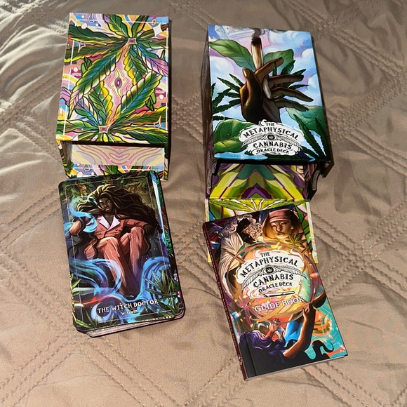 The Metaphysical Cannabis Oracle Deck - Picture 6 of 6